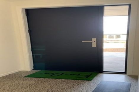 Photo of property in 1 Larches Lane, Kinloch, 3377