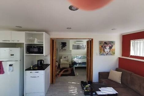 Photo of property in 22 Amherst Place, Albany, Auckland, 0632