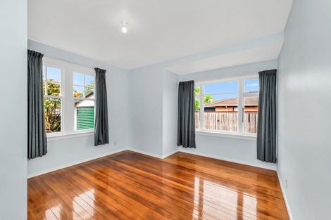 Photo of property in 1/5 Winters Road, Redwood, Christchurch, 8051