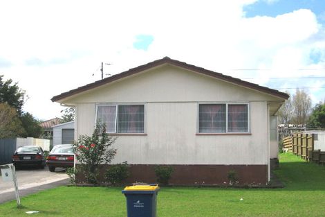 Photo of property in 6 Spode Place, Henderson, Auckland, 0612
