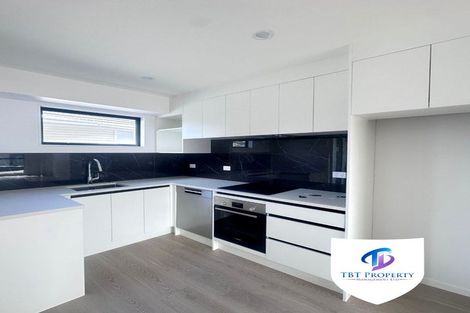 Photo of property in 4/53 Drake Street, Howick, Auckland, 2014