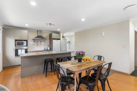 Photo of property in 10d Evans Road, Weymouth, Auckland, 2103