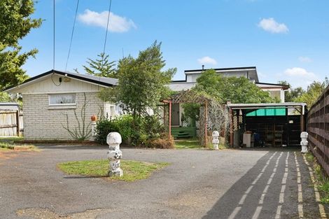 Photo of property in 82 Houchens Road, Glenview, Hamilton, 3206