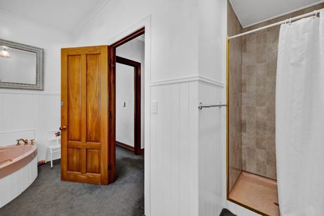 Photo of property in 58 Atkinson Road, Hurworth, New Plymouth, 4371