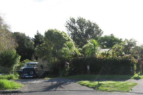 Photo of property in 31 Copperfield Terrace, Mellons Bay, Auckland, 2014
