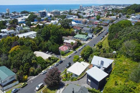 Photo of property in 67a Fulford Street, New Plymouth, 4310