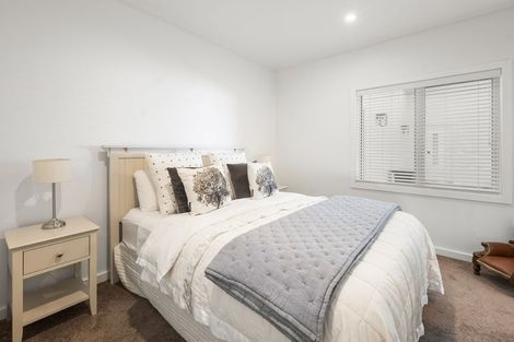 Photo of property in 2/21 Highland Drive, Acacia Bay, Taupo, 3385