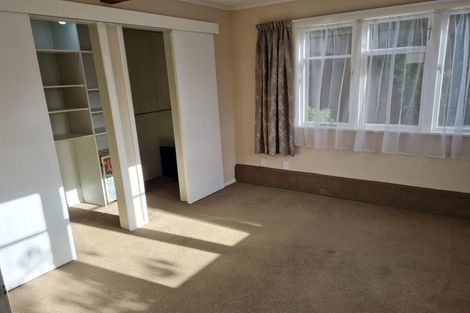 Photo of property in 11a Braithwaite Street, Karori, Wellington, 6012