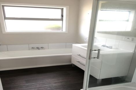 Photo of property in 10 Blossomdale Place, Bishopdale, Christchurch, 8053