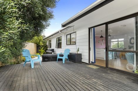 Photo of property in 47a Lyn Grove, Papamoa Beach, Papamoa, 3118