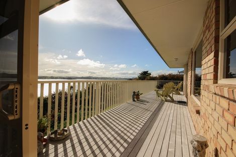 Photo of property in 16 Kotare Crescent, Pahi, Paparoa, 0571