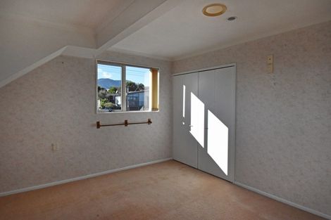 Photo of property in 2/17 Puriri Street, Hilltop, Taupo, 3330