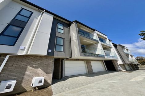 Photo of property in 523f Pakuranga Road, Howick, Auckland, 2010