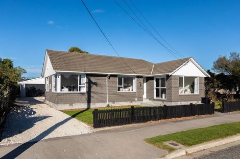 Photo of property in 19 Horton Place, Avondale, Christchurch, 8061