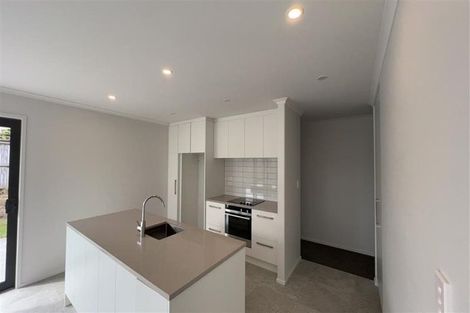 Photo of property in 24 Saint Michael Crescent, One Tree Point, 0118