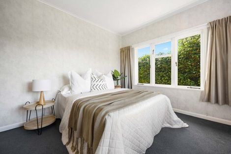 Photo of property in 18 Duncan Road, St Andrews, Hamilton, 3200