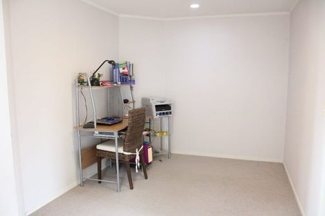 Photo of property in 1/25 Keswick Close, Northpark, Auckland, 2013