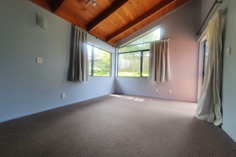Photo of property in 32 Ronald Macken Place, Windsor Park, Auckland, 0632