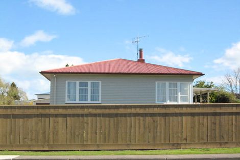 Photo of property in 16 Tavistock Road, Waipukurau, 4200