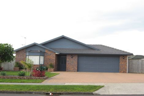 Photo of property in 36 Glenross Drive, Wattle Downs, Auckland, 2103