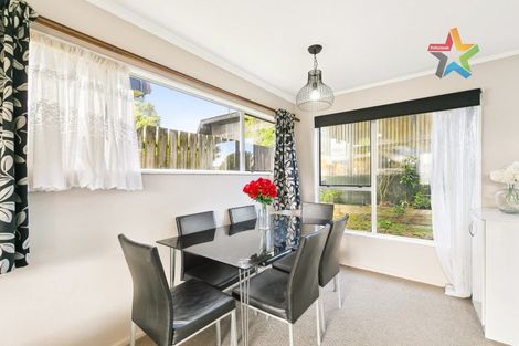 Photo of property in 70 Cunliffe Street, Churton Park, Wellington, 6037