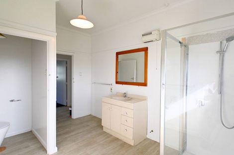 Photo of property in 290 Victoria Street West, Pukekohe, 2120