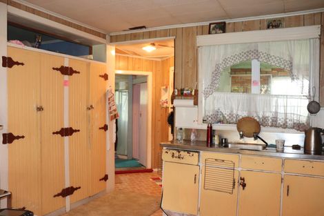 Photo of property in 42 Roto Street, Te Kauwhata, 3710