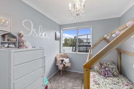 Photo of property in 12 Mossburn Grove, Kelson, Lower Hutt, 5010