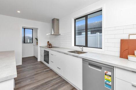Photo of property in 31 Kapiakauri Road, One Tree Point, 0118