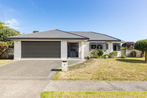 Photo of property in 52 Lorna Irene Drive, Raumati South, Paraparaumu, 5032