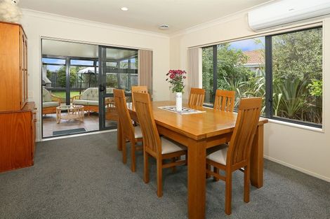 Photo of property in 21 Checkerberry Court, Henderson, Auckland, 0612