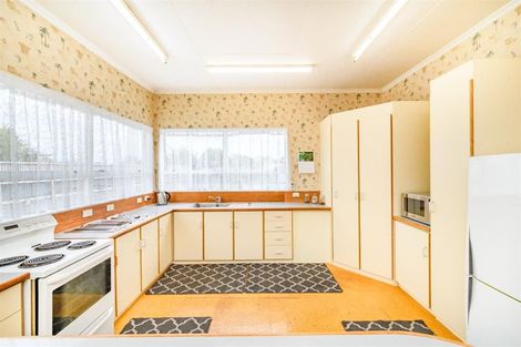 Photo of property in 201 Bridge Street, Bulls, 4818