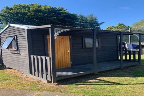 Photo of property in 33 Guildford Street, Burnside, Christchurch, 8053