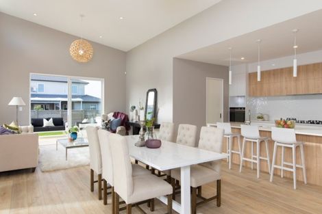 Photo of property in 13 Floyd Road, Riverhead, 0820