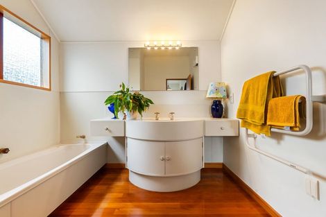 Photo of property in 14 Sefton Street, Wadestown, Wellington, 6012