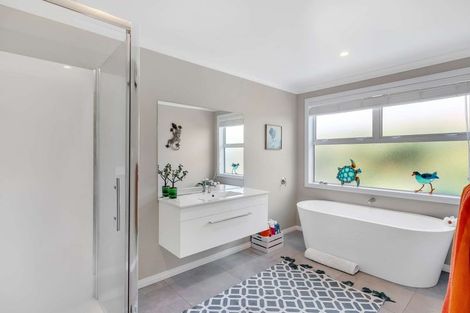 Photo of property in 17 Ballinger Place, Kaiapoi, 7630