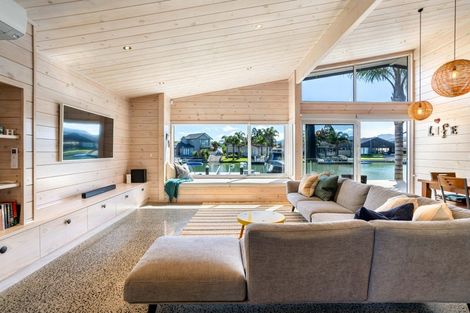 Photo of property in 527 Waterways Parade, Pauanui, Hikuai, 3579