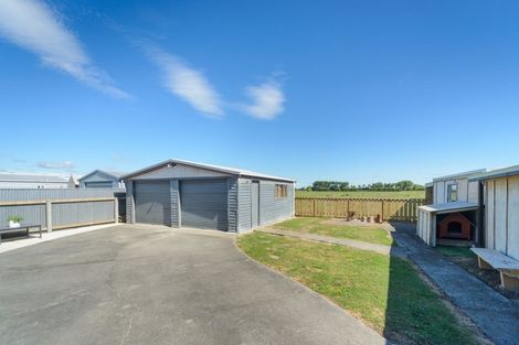 Photo of property in 26 Peters Avenue, Cloverlea, Palmerston North, 4412