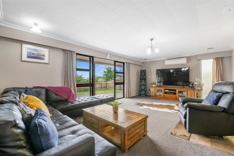 Photo of property in 17 Te Ana Place, Lynmore, Rotorua, 3010