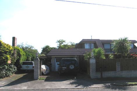 Photo of property in 1/31 Tane Street, New Lynn, Auckland, 0600