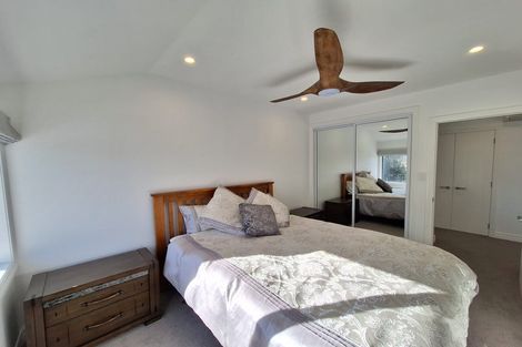 Photo of property in 1/52 Fendalton Road, Fendalton, Christchurch, 8014