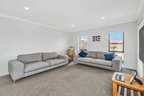 Photo of property in 1 Lloyds Close, Rolleston, 7614