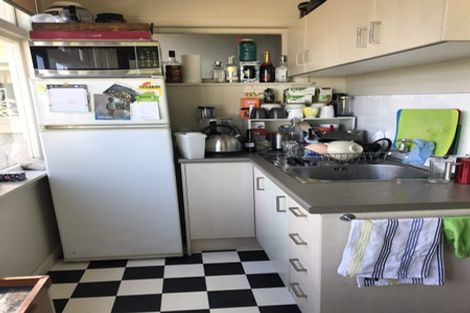 Photo of property in 12 Maurice Terrace, Te Aro, Wellington, 6011