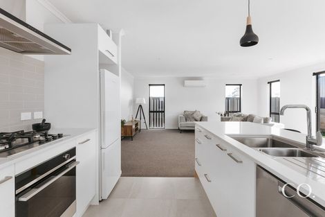 Photo of property in 22 Pioneer Crescent, Omokoroa, 3114