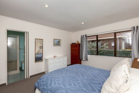 Photo of property in 113 Hillcrest Road, Raumati Beach, Paraparaumu, 5032