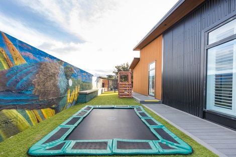 Photo of property in 5 Te Kiri Street, Himatangi Beach, Foxton, 4891