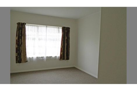 Photo of property in 8 Waylen Place, Burswood, Auckland, 2013