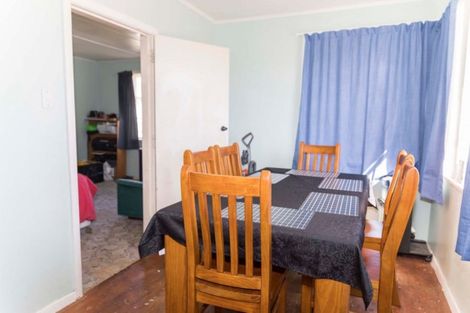 Photo of property in 4 Victor Street, Dannevirke, 4930