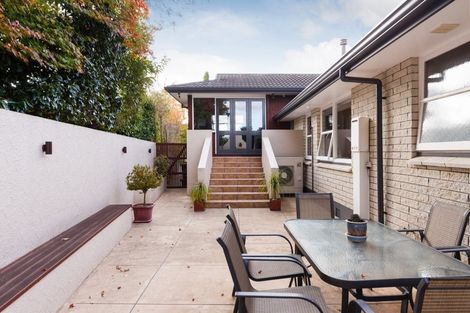 Photo of property in 28 Newcastle Street, Hokowhitu, Palmerston North, 4410