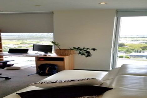 Photo of property in Sentinel Apartments, 1102/3 Northcroft Street, Takapuna, Auckland, 0622